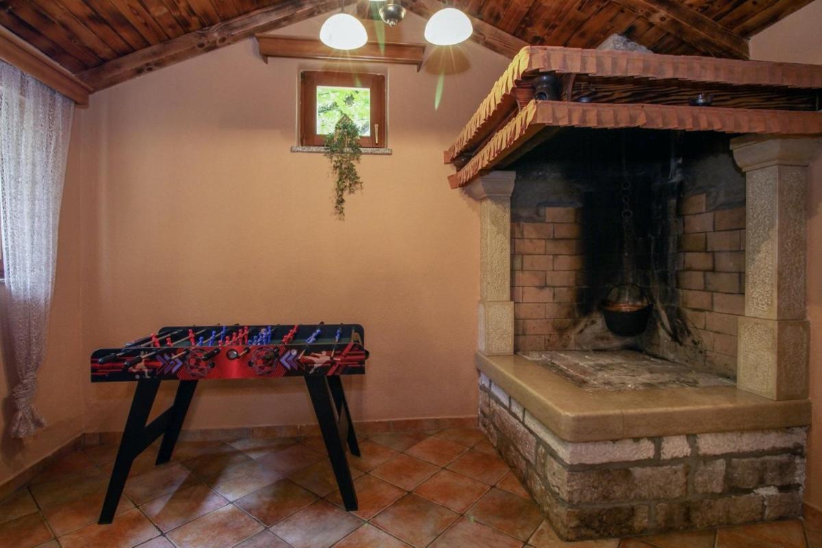 Dea In Kmeti Villa Zminj ภายนอก รูปภาพ