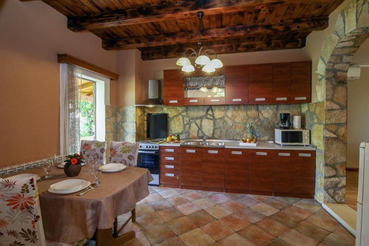 Dea In Kmeti Villa Zminj ภายนอก รูปภาพ